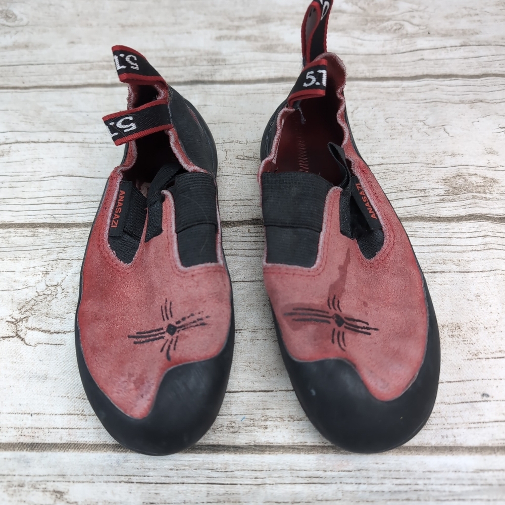 5.10 Slip On Climbing Shoes Bouldering Rock Climbing Women Size 5.5